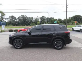 Nissan Rogue 2025 SV 4dr Crossover