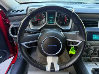 Chevrolet Camaro 2010 SS 2dr Coupe w/2SS