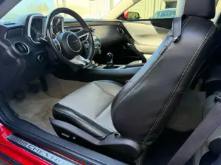 Chevrolet Camaro 2010 SS 2dr Coupe w/2SS