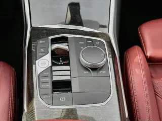 BMW Serie 3 2024 AWD 330i xDrive 4dr Sedán