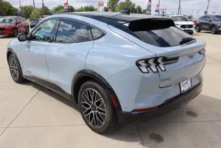 Ford Mustang Mach-E 2024 AWD Premium 4dr SUV