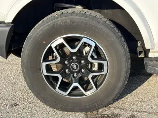Ford Bronco 2024 4x4 Outer Banks 4dr SUV