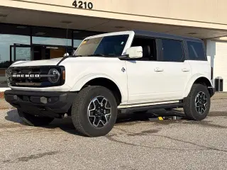 Ford Bronco 2024 4x4 Outer Banks 4dr SUV