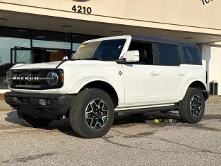 Ford Bronco 2024 4x4 Outer Banks 4dr SUV