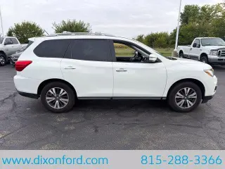 Nissan Pathfinder 2017 4x4 S 4dr SUV
