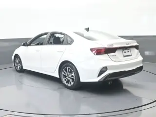 Kia Forte 2023 LX 4dr Sedán