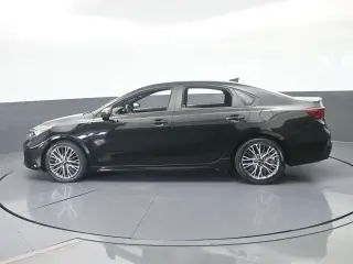 Kia Forte 2023 GT-Line 4dr Sedán