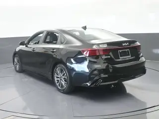 Kia Forte 2023 GT-Line 4dr Sedán