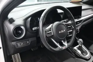 Kia Forte 2024 GT-Line Sedán 4 puertas