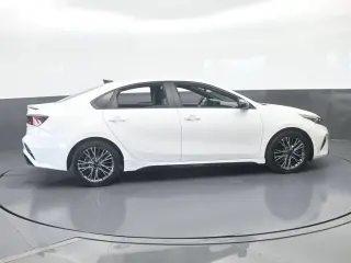 Kia Forte 2024 GT-Line Sedán 4 puertas