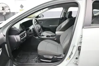 Kia K4 2025 LXS 4dr Sedán