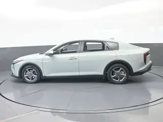 Kia K4 2025 LXS 4dr Sedán