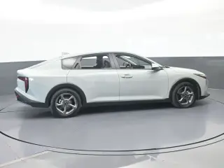 Kia K4 2025 LXS 4dr Sedán