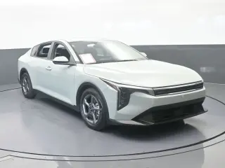 Kia K4 2025 LXS 4dr Sedán