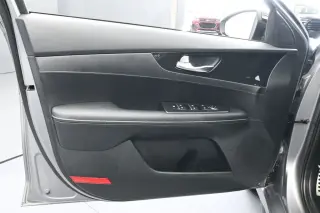 Kia Forte 2024 GT-Line 4dr Sedán