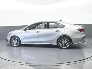 Kia Forte 2024 GT-Line 4dr Sedán