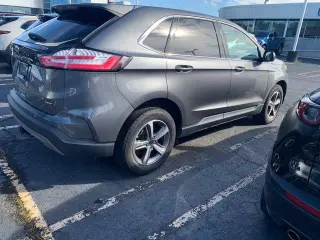 Ford Edge 2023 AWD SEL 4dr Crossover