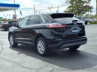Ford Edge 2023 AWD SEL 4dr Crossover