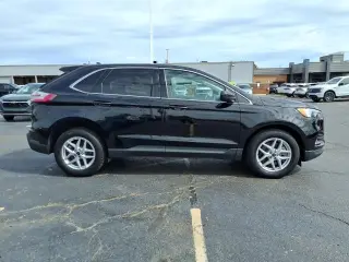 Ford Edge 2023 AWD SEL 4dr Crossover
