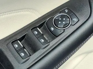 Ford Edge 2024 AWD Titanium 4dr SUV