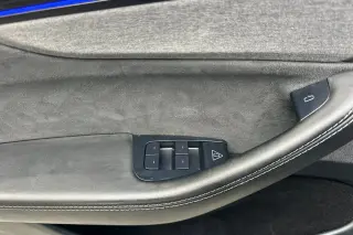 Tesla Model Y 2026 AWD Long Range 4dr Crossover