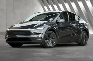Tesla Model Y 2026 AWD Long Range 4dr Crossover