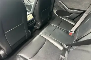 Tesla Model Y 2026 AWD Long Range 4dr Crossover