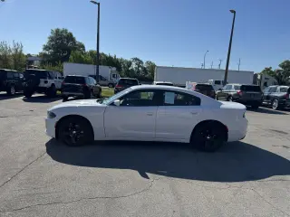 2021 Dodge Charger SXT RWD