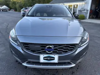2016 Volvo V60 Cross Country T5
