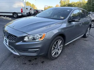 2016 Volvo V60 Cross Country T5