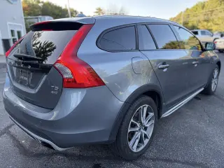 2016 Volvo V60 Cross Country T5