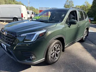 2022 Subaru Forester Premium
