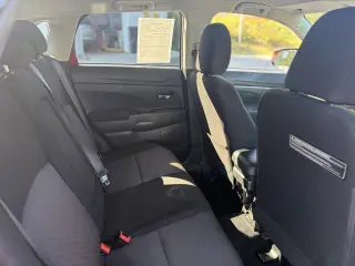 2018 Mitsubishi Outlander Sport 2.0 ES 4WD CVT