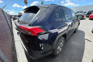 Toyota RAV4 2024 XLE 4x4 SUV