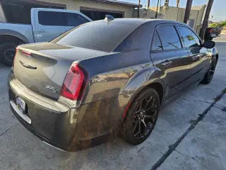 2019 Chrysler 300