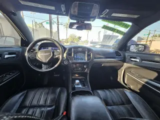 2019 Chrysler 300