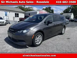 2022 Chrysler Voyager LX FWD
