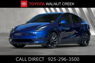 Tesla Model Y 2023 AWD Performance 4dr Crossover