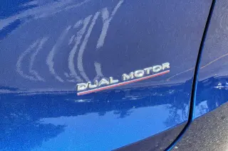 Tesla Model Y 2023 AWD Performance 4dr Crossover