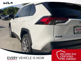 Toyota RAV4 2020 XLE Premium 4dr SUV