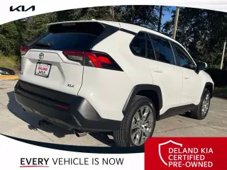 Toyota RAV4 2020 XLE Premium 4dr SUV