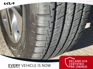 Toyota RAV4 2020 XLE Premium 4dr SUV