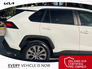 Toyota RAV4 2020 XLE Premium 4dr SUV