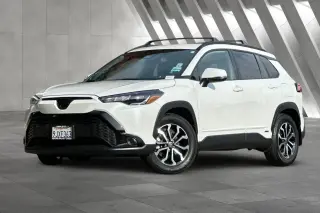 Toyota Corolla Cross Hybrid 2024 AWD S 4dr Crossover
