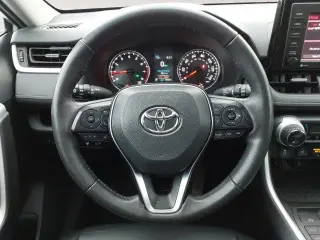 Toyota RAV4 2021 AWD XLE Premium 4dr SUV