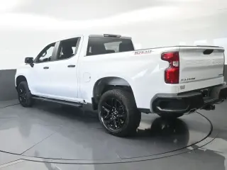 Chevrolet Silverado 1500 2025 4x4 Custom Trail Boss 4dr Crew Cab 5.8 ft. SB