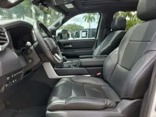Toyota Tundra 2024 4x4 Platinum HV 4dr CrewMax Cab Pickup SB