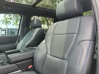 Toyota Tundra 2024 4x4 Platinum HV 4dr CrewMax Cab Pickup SB