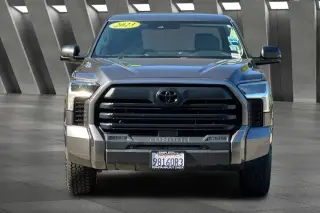 Toyota Tundra 2023 4x4 SR5 4dr CrewMax Cab Pickup SB