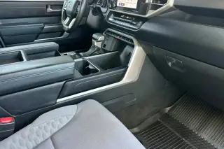 Toyota Tundra 2023 4x4 SR5 4dr CrewMax Cab Pickup SB